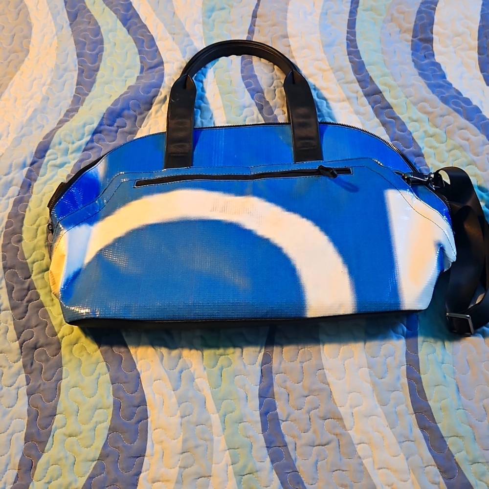 Rareform Maya Cross body
